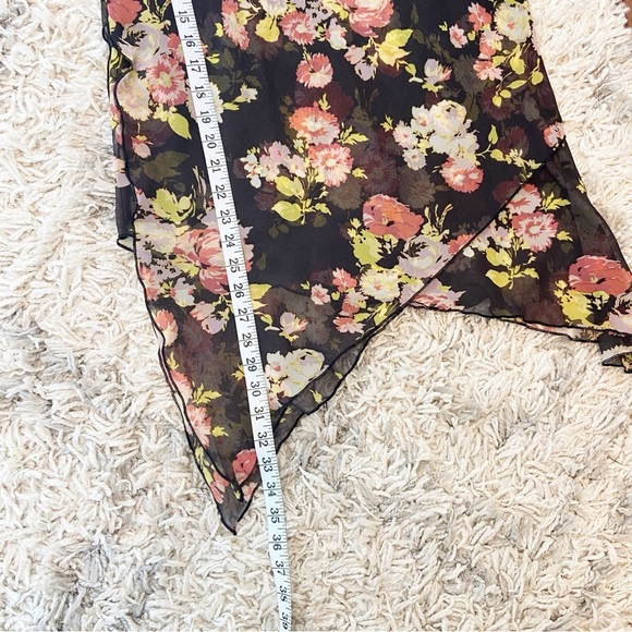 Urban Outfitters | Marisol Black Floral Hanky Hem Midi Skirt Size Medium - Picture 12 of 14